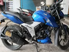 TVS Apache RTR 160 4V SMARTXCONNECT